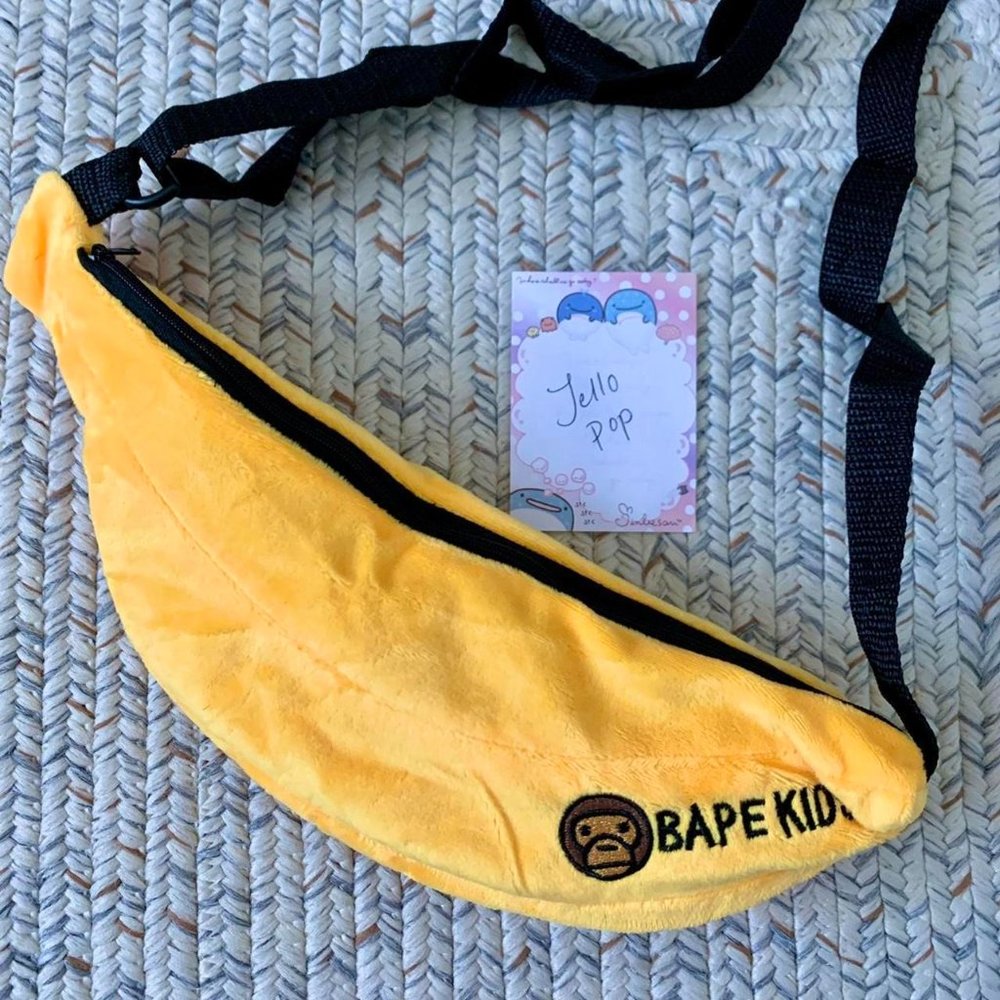 🍌 A bathing ape bape baby Milo kids banana crossbody bag kawaii - Picture 2 of 4